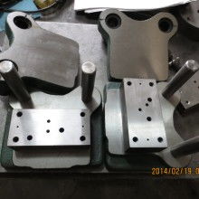  昆山精通精密機(jī)械有限責(zé)任公司 主營 沖壓產(chǎn)品 沖壓模具 精